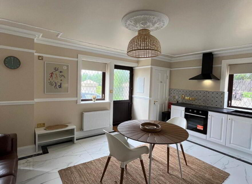 Oisin`s Cottage, Lifford, F93KR7D