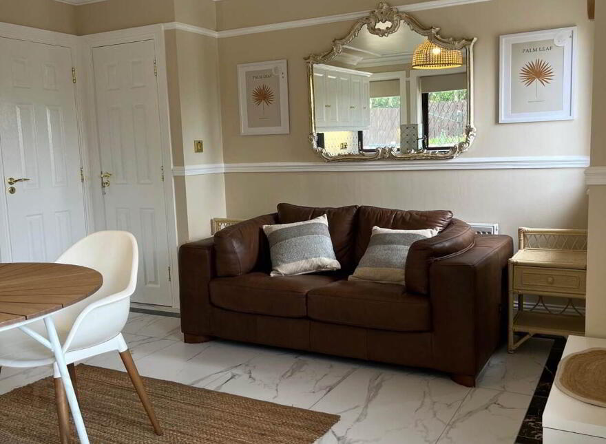 Oisin`s Cottage, Lifford, F93KR7D