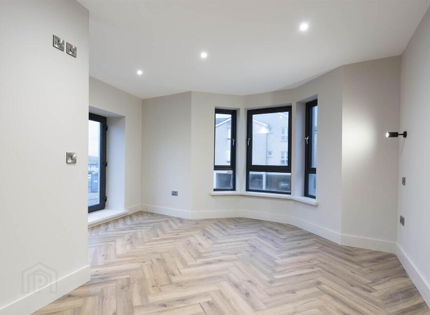 Apt 3, 37 West, Princess Street, Portrush, BT56 8AX