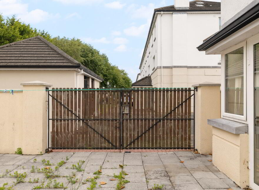 96 Larchfield Court, Kilkenny, R95N9Y7