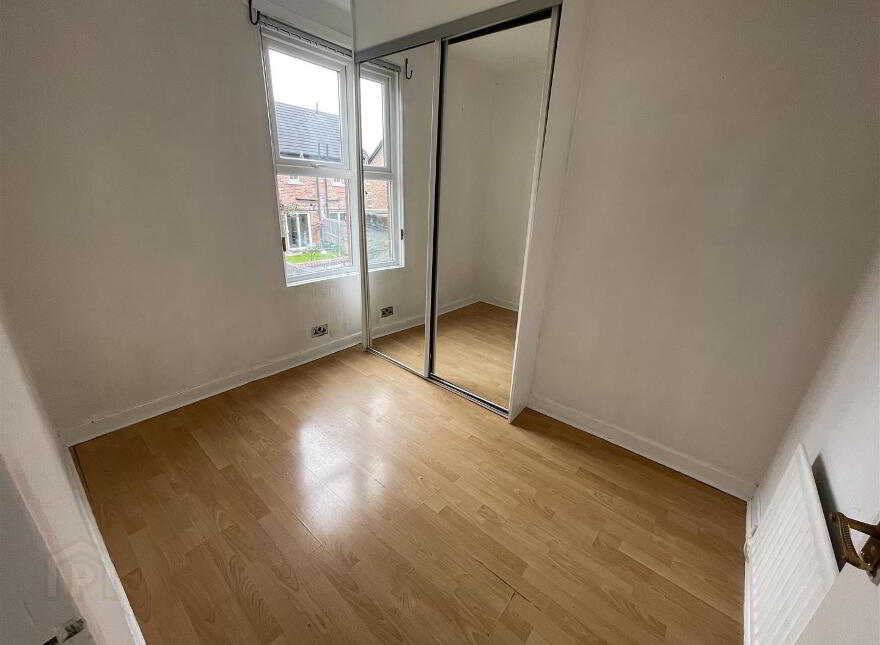135 Donegall Avenue, Belfast, BT12 6LT
