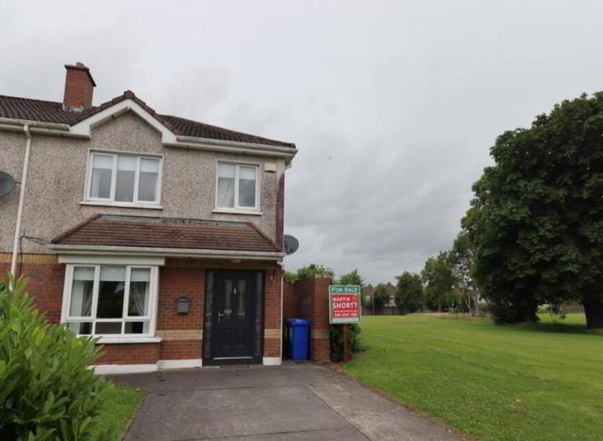 15 The Green, Lakepoint Park, Mullingar, N91D5D3 photo