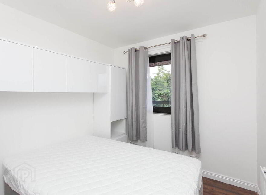 26 Balmoral Court, Lisburn Road, Belfast, BT9 7GR