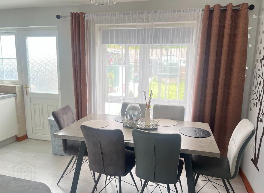 21 Limefield Rise, Craigavon, BT65 5BN