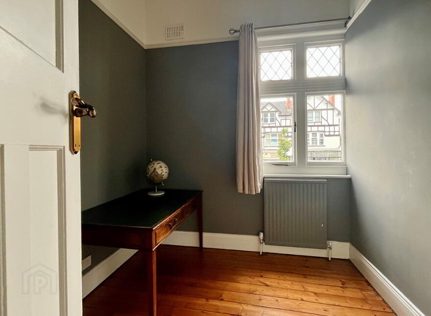 681 Lisburn Road, Belfast, BT9 7GU