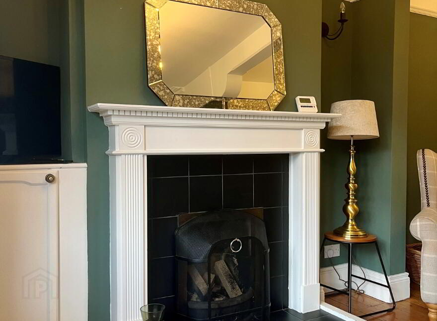 681 Lisburn Road, Belfast, BT9 7GU