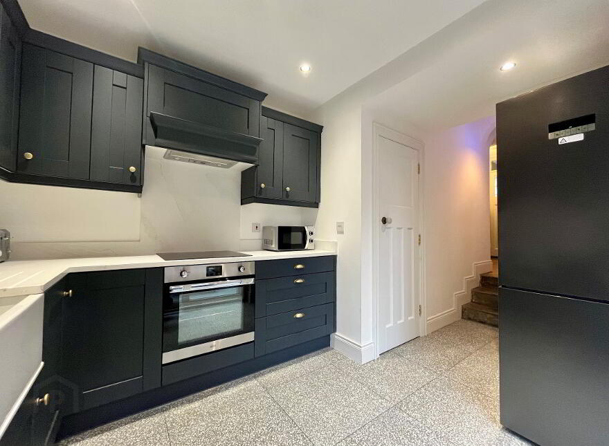 681 Lisburn Road, Belfast, BT9 7GU