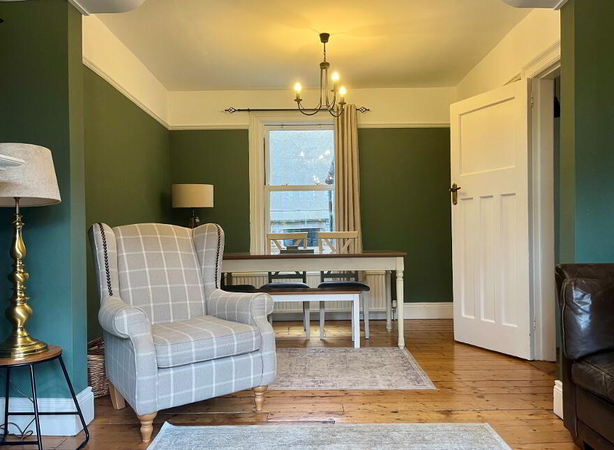 681 Lisburn Road, Belfast, BT9 7GU