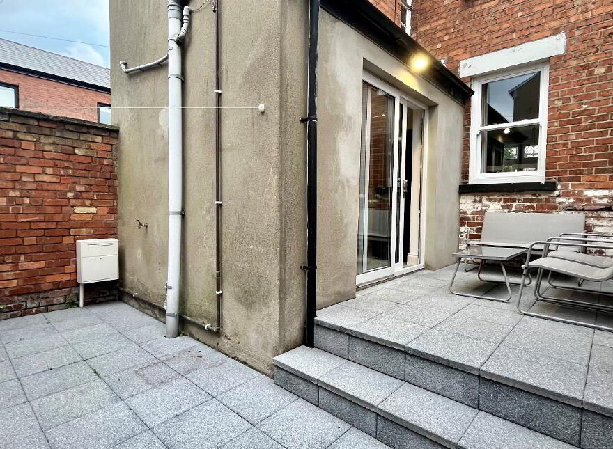 681 Lisburn Road, Belfast, BT9 7GU
