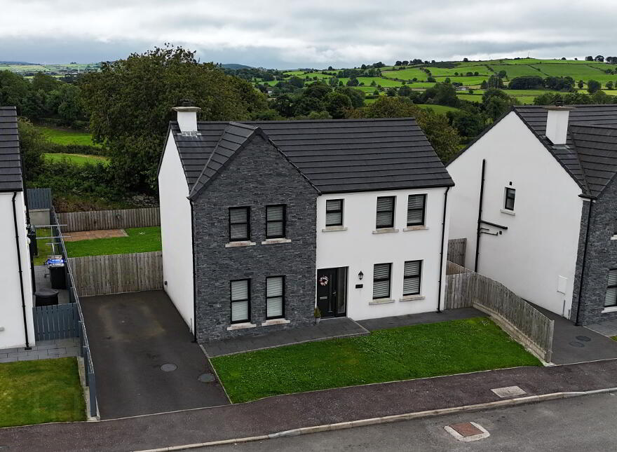 20 Riverview Manor, Castlederg, BT81 7EN