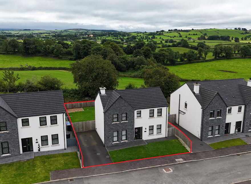 20 Riverview Manor, Castlederg, BT81 7EN