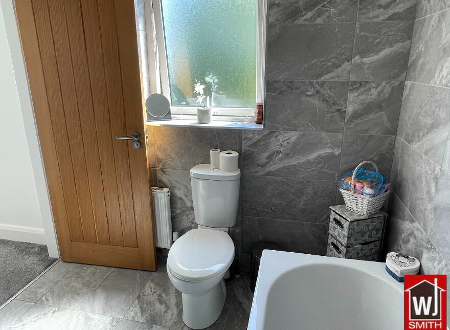 20 Riverview Manor, Castlederg, BT81 7EN