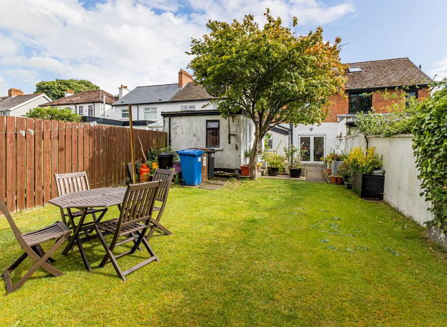 33 Galwally Avenue, Belfast, BT8 7AJ