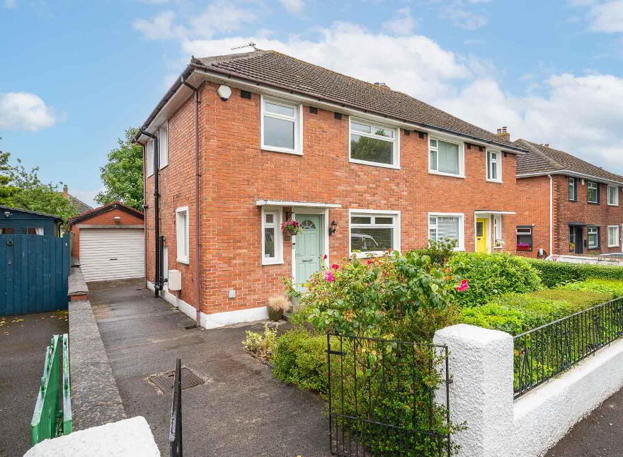 14 Carolhill Park, Belfast, BT4 2FF photo