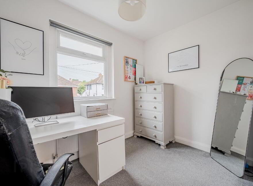 14 Carolhill Park, Belfast, BT4 2FF