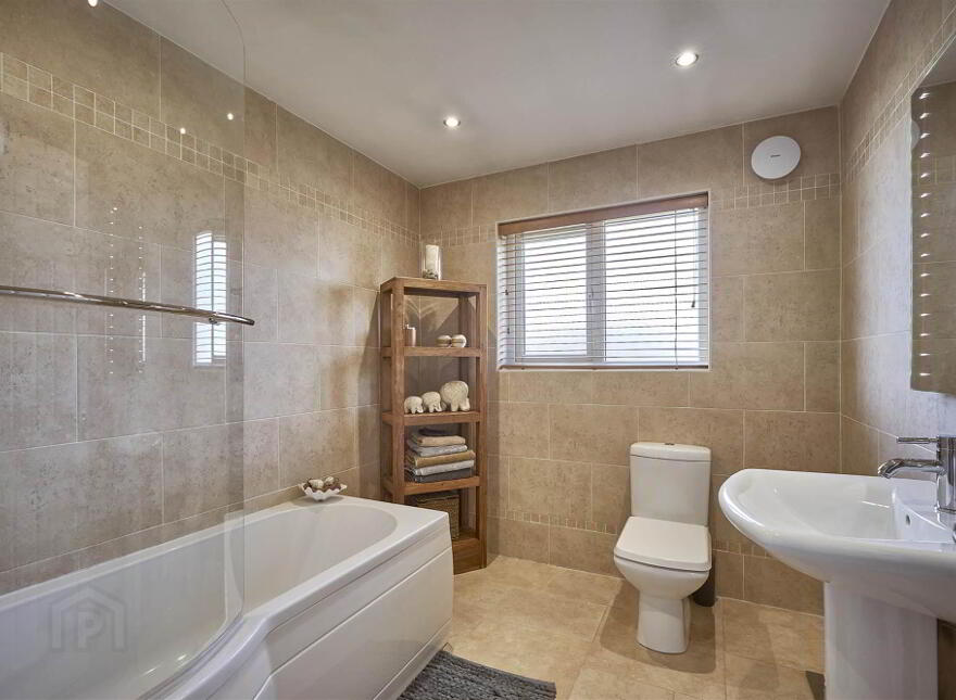 8 Dunkeld Court, Bangor, BT19 6RE