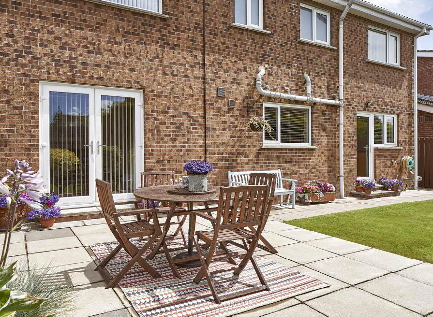 8 Dunkeld Court, Bangor, BT19 6RE