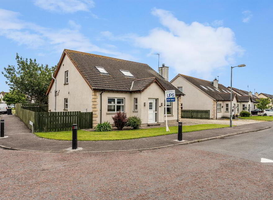 16 Castle Meadow Road, Cloughey, Newtownards, BT22 1GA