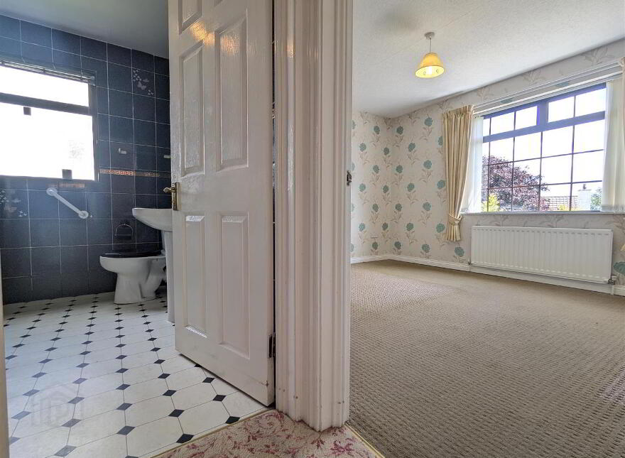 12a Tollymore Road, Newcastle, BT33 0JL