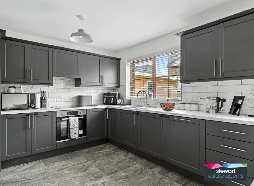 56 Cloverdale, Blackskull Dromore, Donaghcloney, BT25 1GX