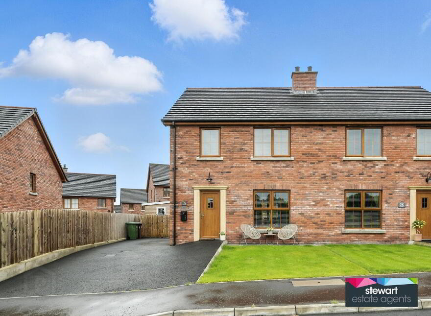 56 Cloverdale, Blackskull Dromore, Donaghcloney, BT25 1GX