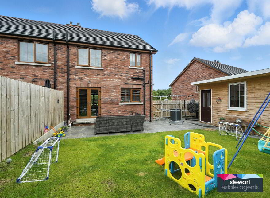 56 Cloverdale, Blackskull Dromore, Donaghcloney, BT25 1GX