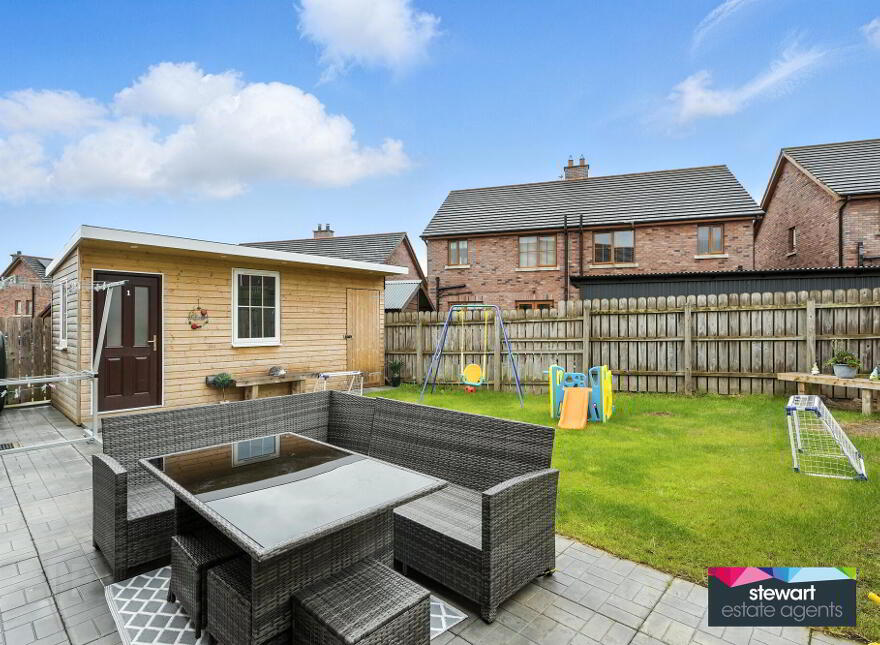 56 Cloverdale, Blackskull Dromore, Donaghcloney, BT25 1GX