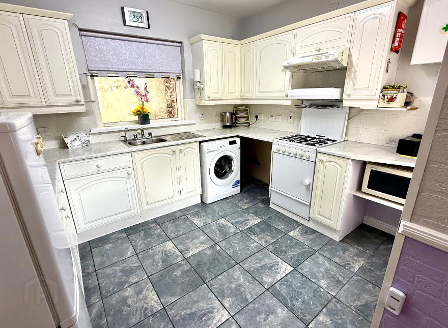 36 Castle Park, Eglinton, Derry, BT47 3PL