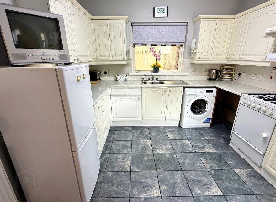 36 Castle Park, Eglinton, Derry, BT47 3PL