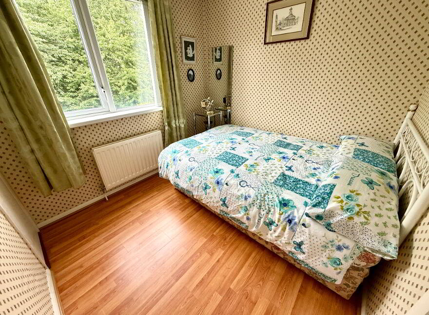 36 Castle Park, Eglinton, Derry, BT47 3PL