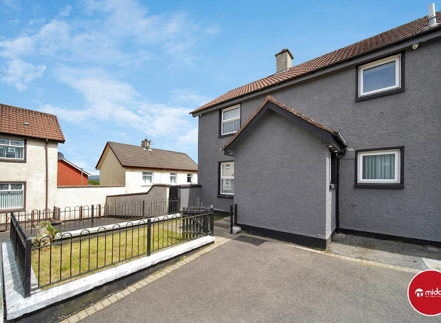 5 Marianus Park, Hazelbank, Derry, BT48 0QT photo