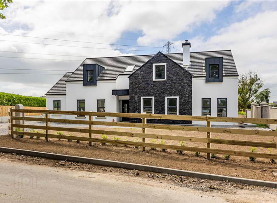 34 Windmill Road, Royal Hillsborough, BT26 6LS photo
