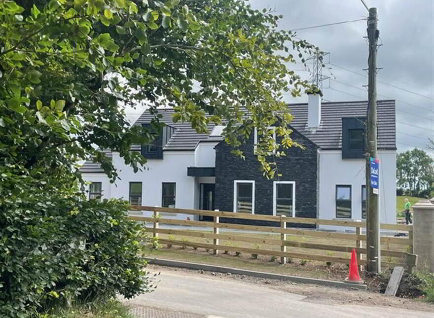 34 Windmill Road, Royal Hillsborough, BT26 6LS