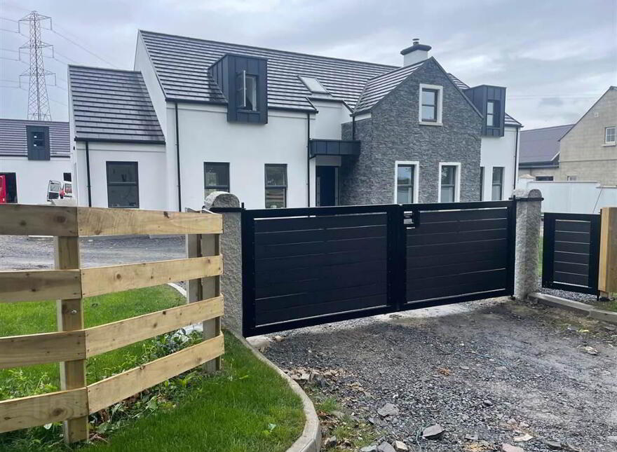 34 Windmill Road, Royal Hillsborough, BT26 6LS