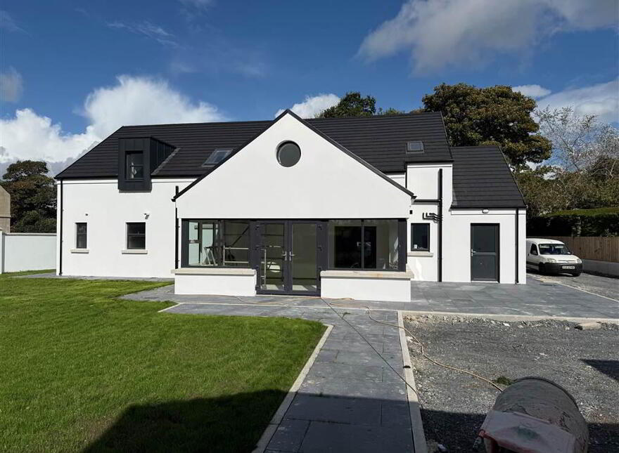 34 Windmill Road, Royal Hillsborough, BT26 6LS