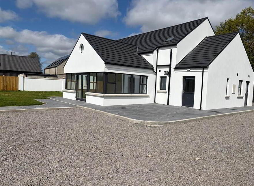 34 Windmill Road, Royal Hillsborough, BT26 6LS