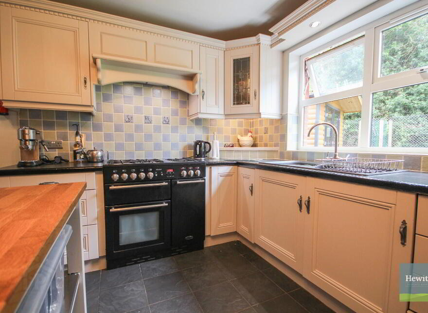 7 Eden Court, Markethill, BT60 1LH