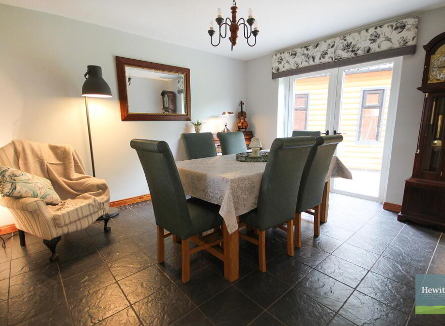 7 Eden Court, Markethill, BT60 1LH