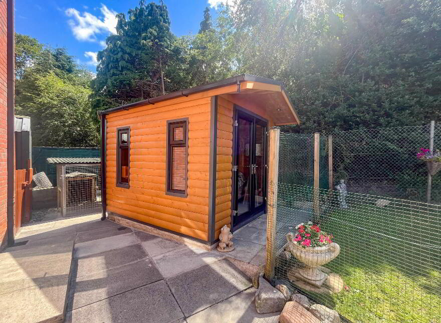 7 Eden Court, Markethill, BT60 1LH