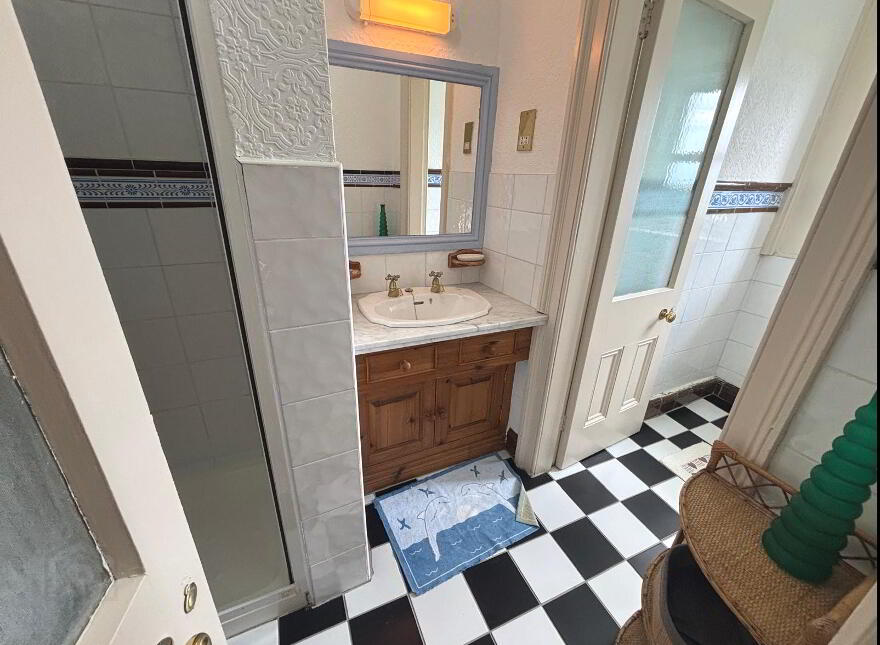 "Danby House", Rossnowlagh Road, Ballyshannon, F94P2D3