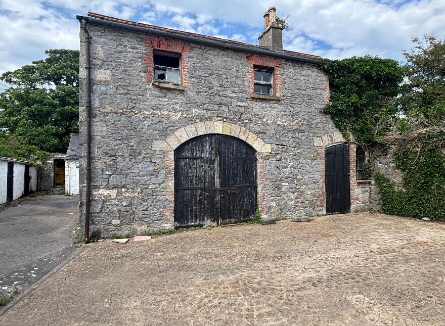 "Danby House", Rossnowlagh Road, Ballyshannon, F94P2D3