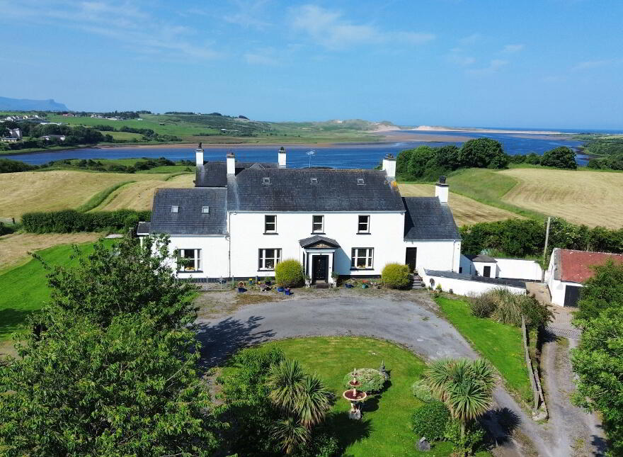 "Danby House", Rossnowlagh Road, Ballyshannon, F94P2D3 photo