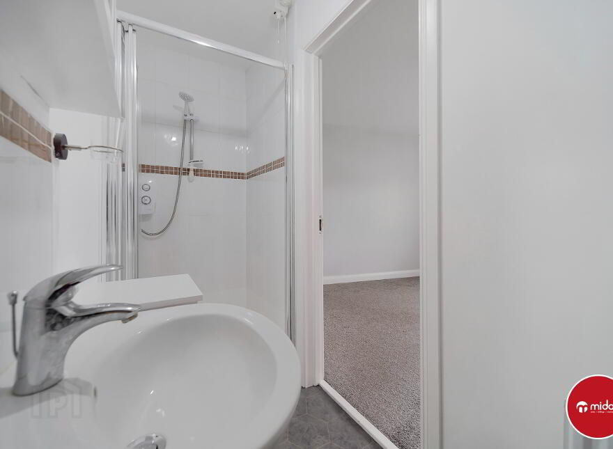104 Waterfoot Park, Derry, BT47 6SX