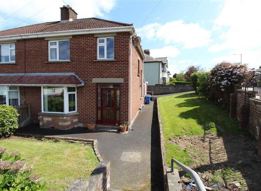 1 Gortin Park, Belfast, BT5 7EP