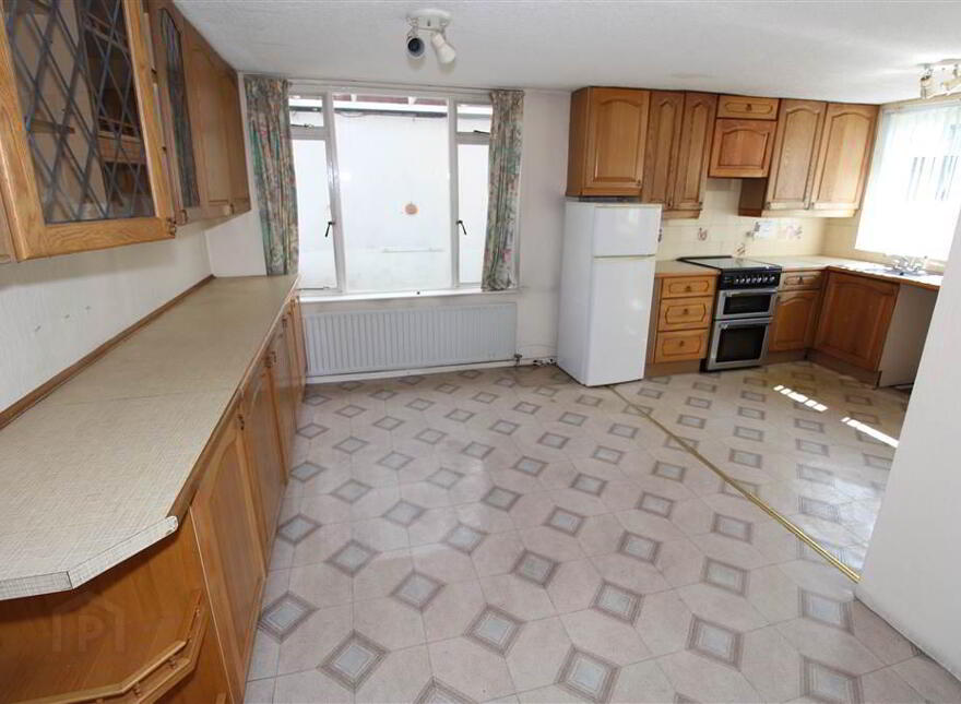 1 Gortin Park, Belfast, BT5 7EP