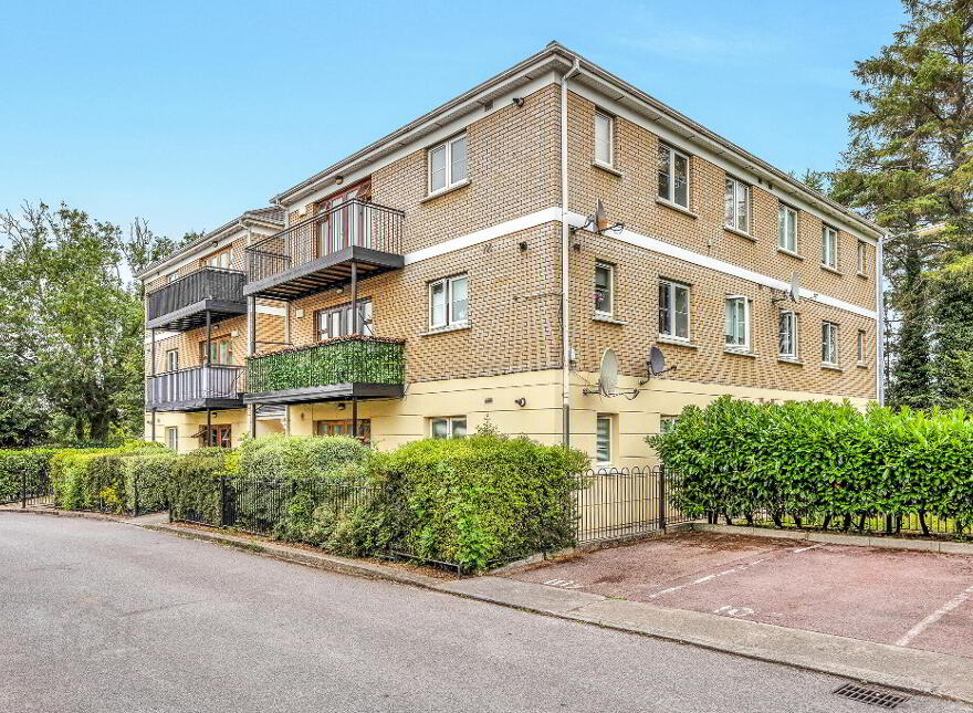 3 Ballentree Lodge, Tyrrelstown, Dublin, D15V008