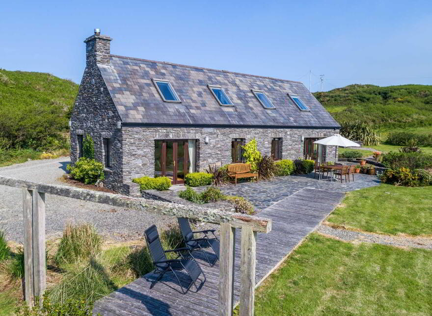 The Stone House, Rossbrin, Schull, P81R827