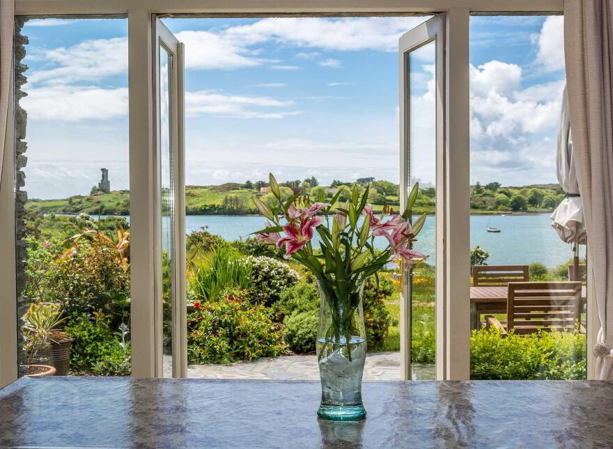 The Stone House, Rossbrin, Schull, P81R827