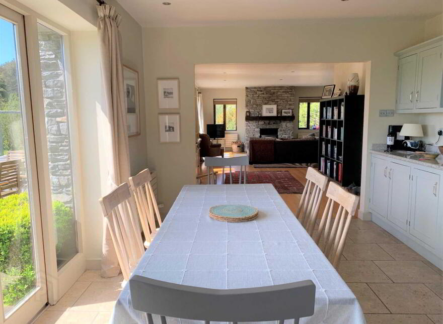 The Stone House, Rossbrin, Schull, P81R827