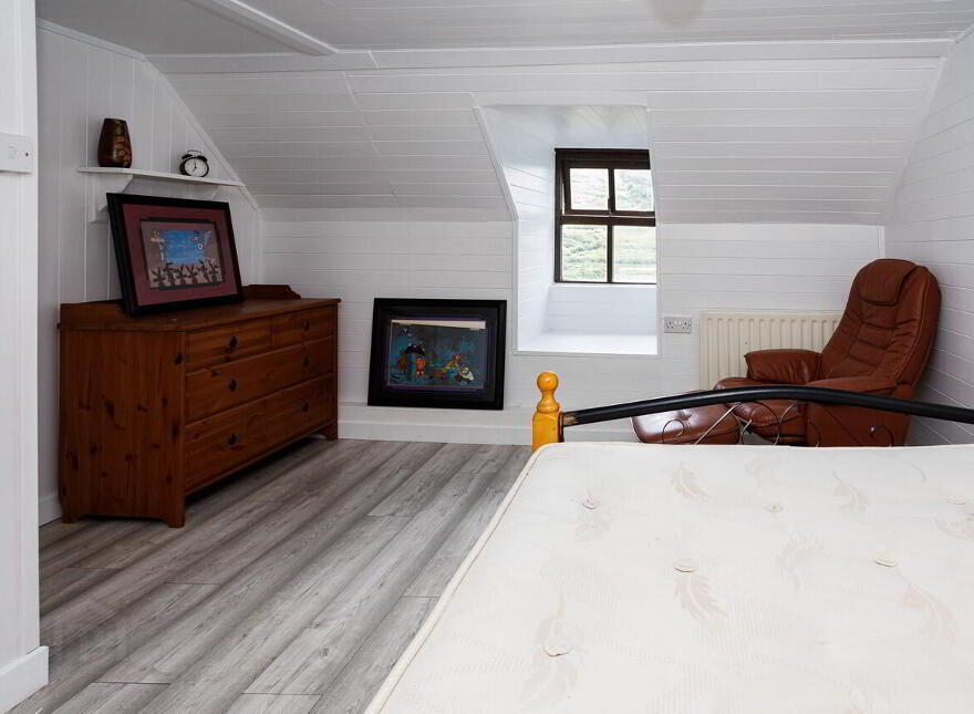 For Sale - Inchiboy, Mastergreehy, Mastergeehy, V23NA49